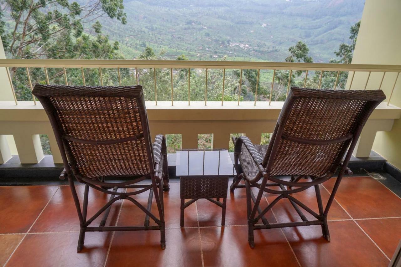 Devonshire Greens - The Leisure Hotel And Spa Munnar Exterior photo