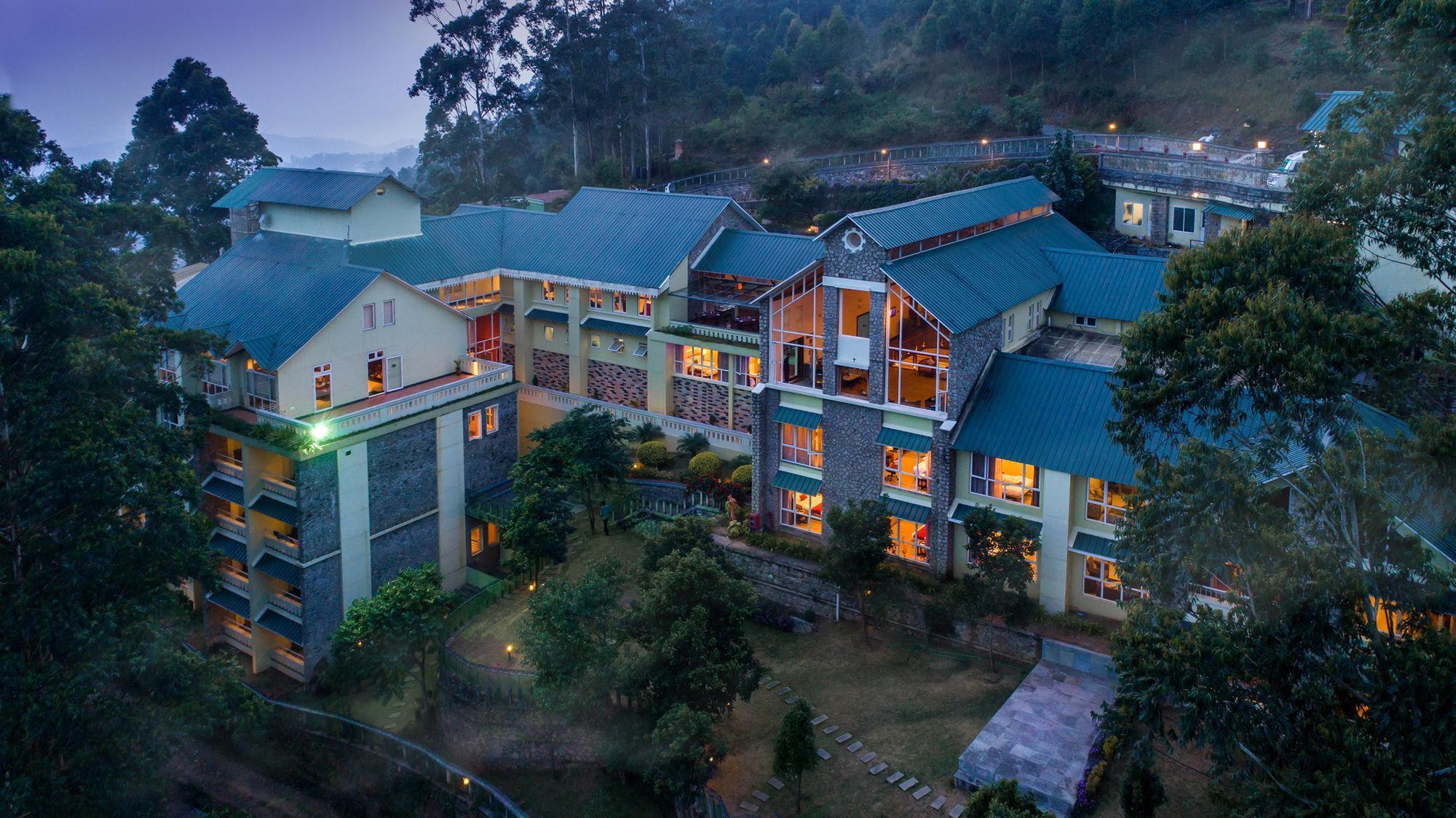 Devonshire Greens - The Leisure Hotel And Spa Munnar Exterior photo